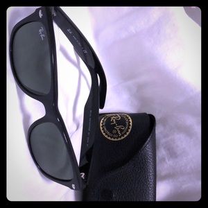 Rayban 2132 WAYFARER CLASSIC